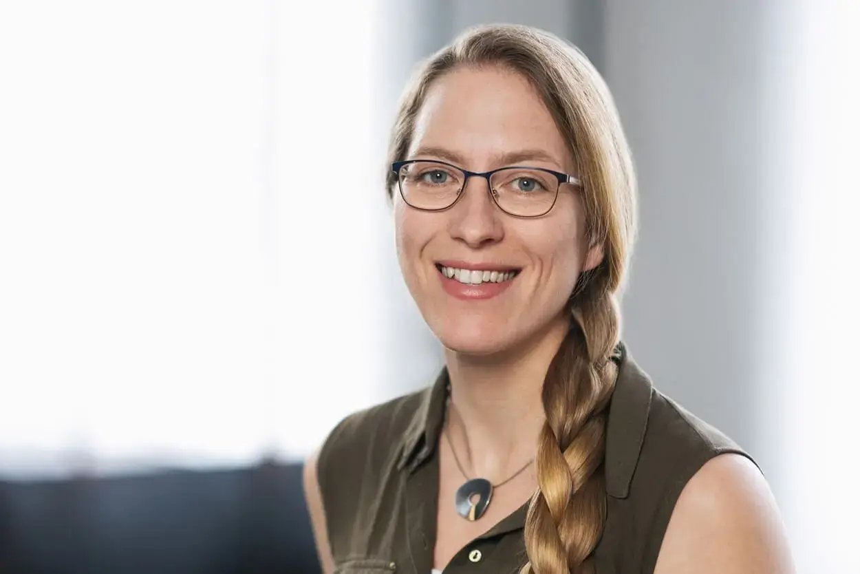 April Bortz, Business Development Manager bei Second Elements – Experte für Unternehmenswachstum.