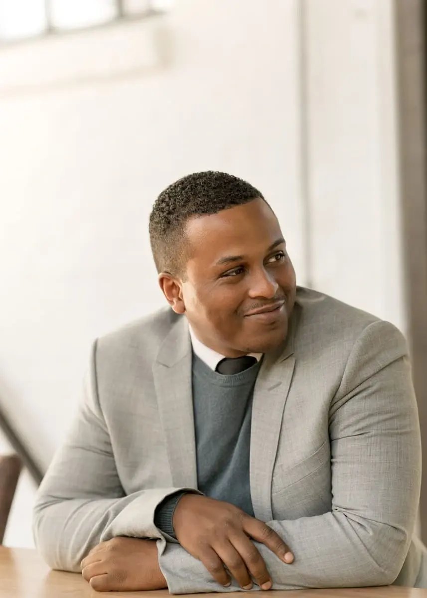 Carlos Ngugi, SEO-Experte bei Second Elements Digital Marketing – Spezialist für Suchmaschinenoptimierung.