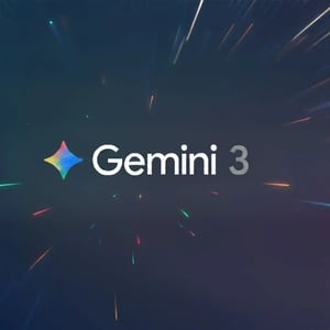 Neben dem mehrfarbigen Sternlogo von Gemini leuchtet der weiße Schriftzug „Gemini 3“ vor einem dunkelblauen Hintergrund voller dynamischer Lichtstreifen.